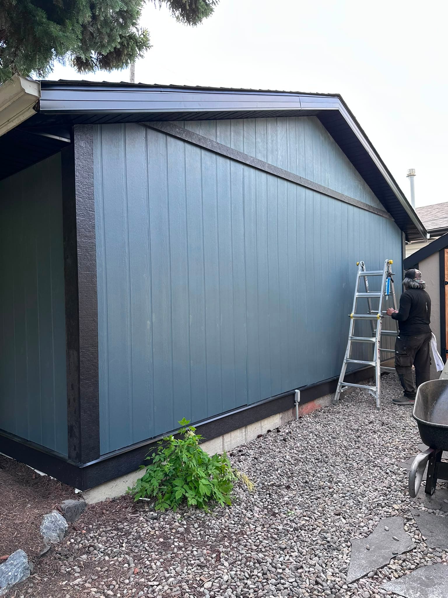 after hardie siding near hallbrook dr sw