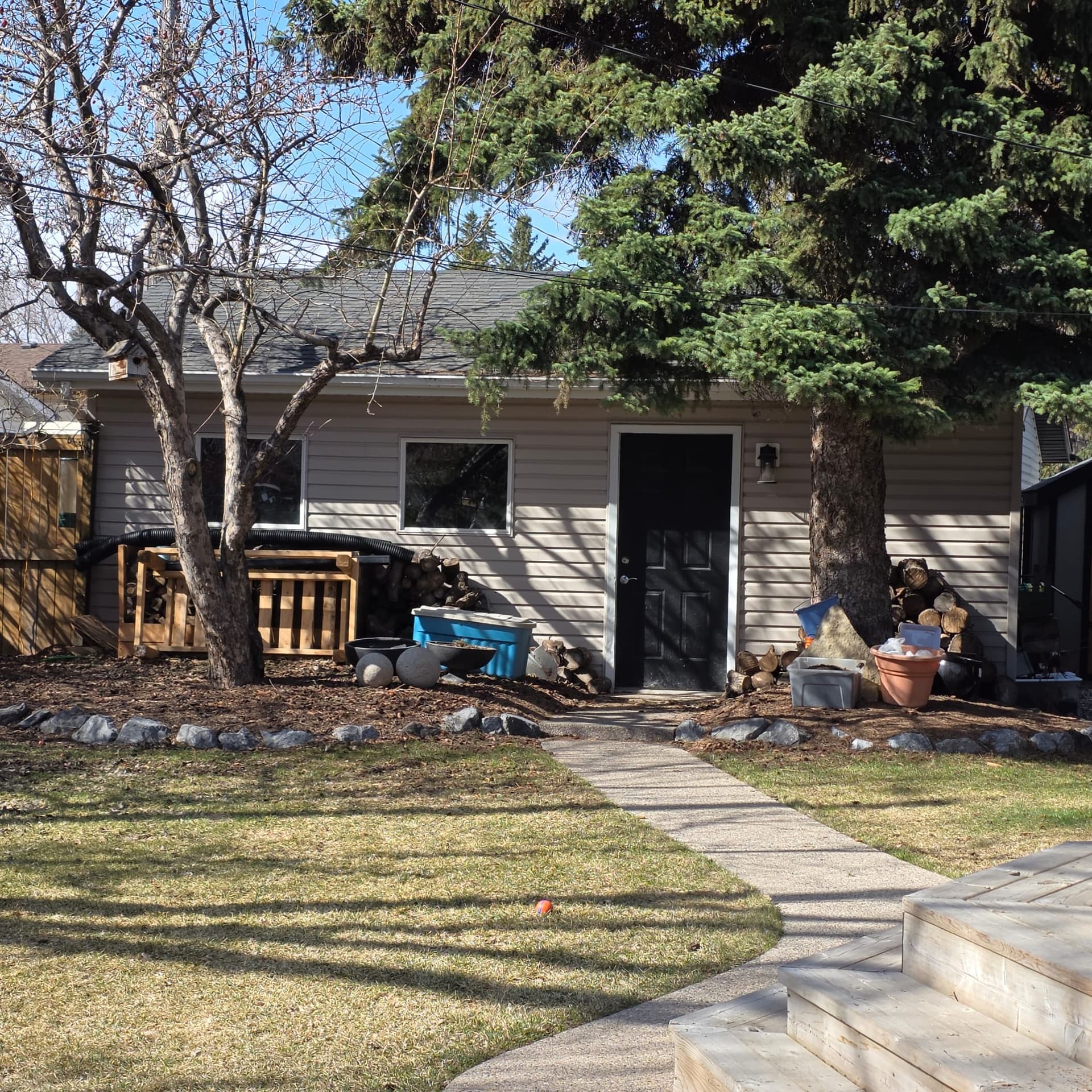 Before: before hardie siding near hallbrook dr sw