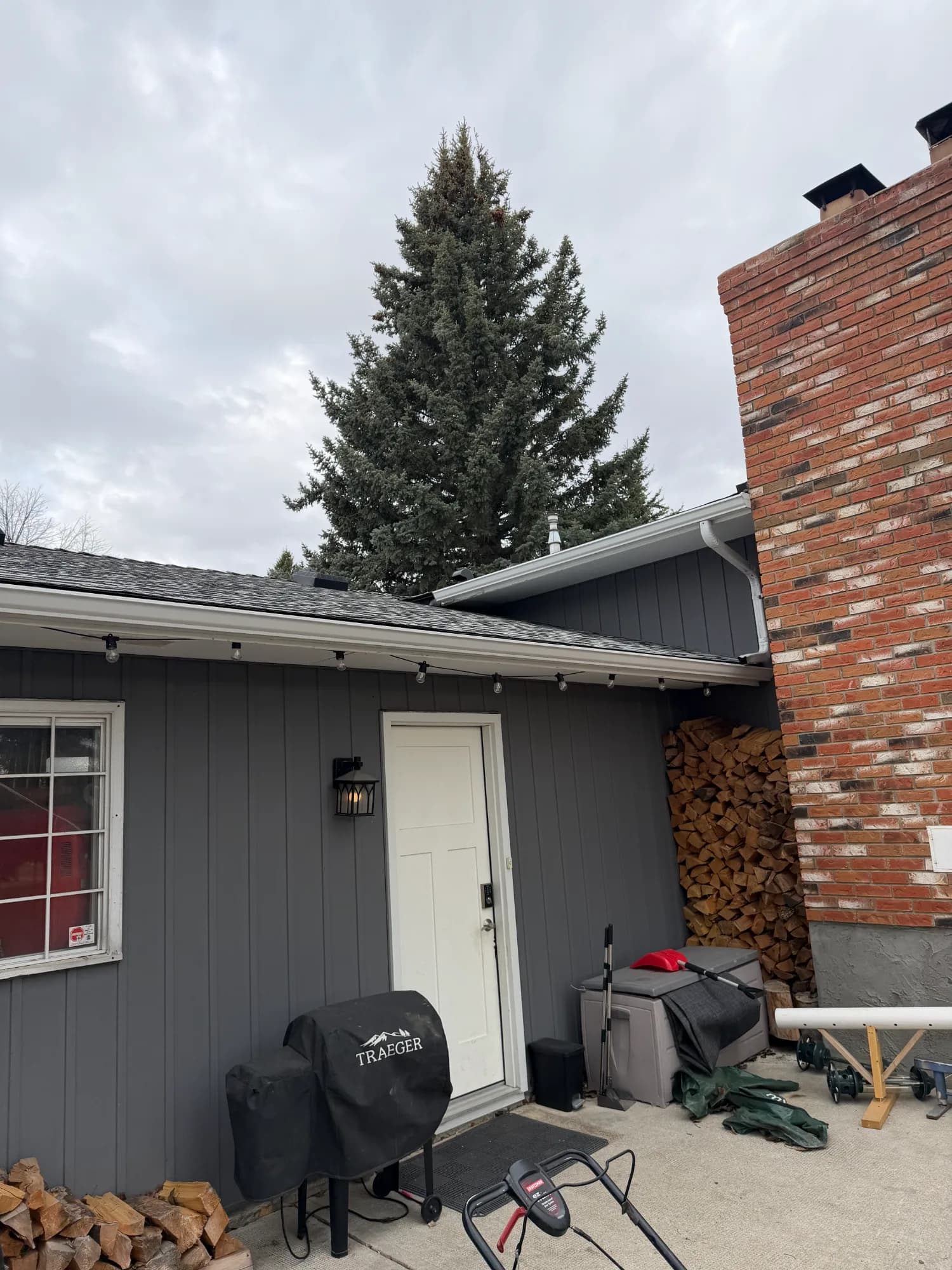 After: after roofing near oakridge way sw