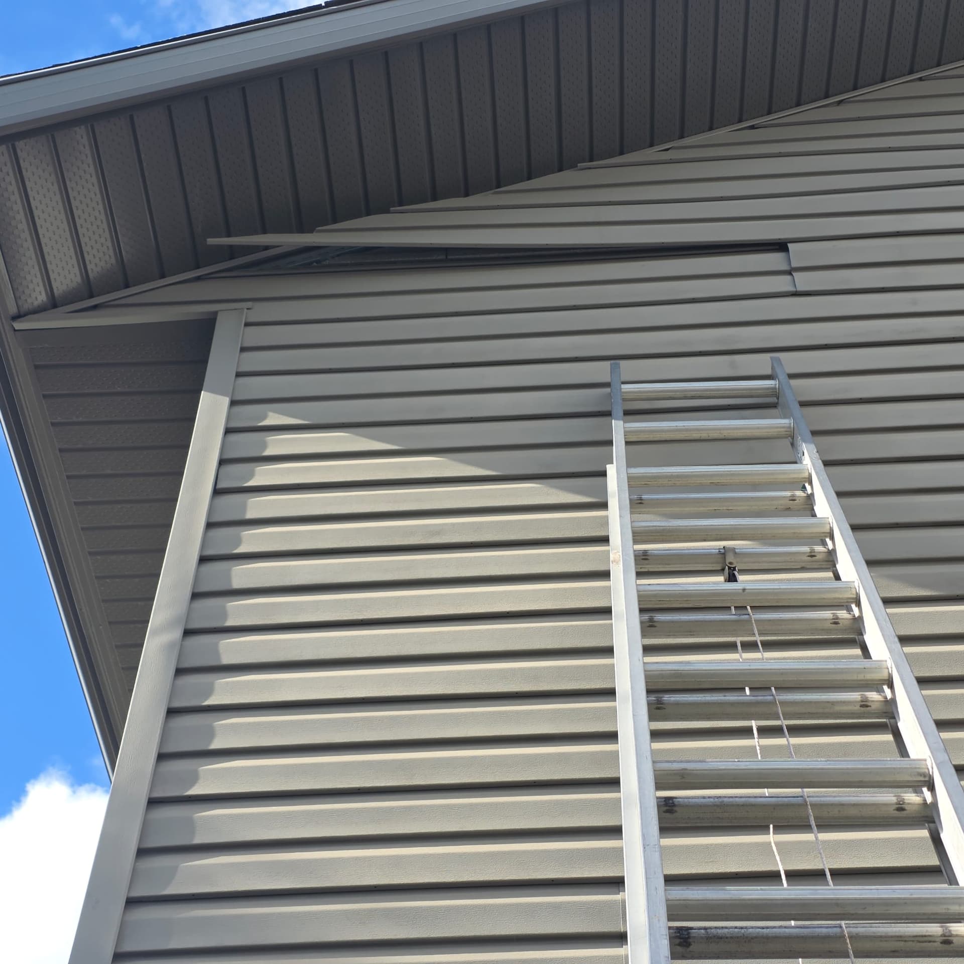 Before: before siding near shawmeadows pl sw