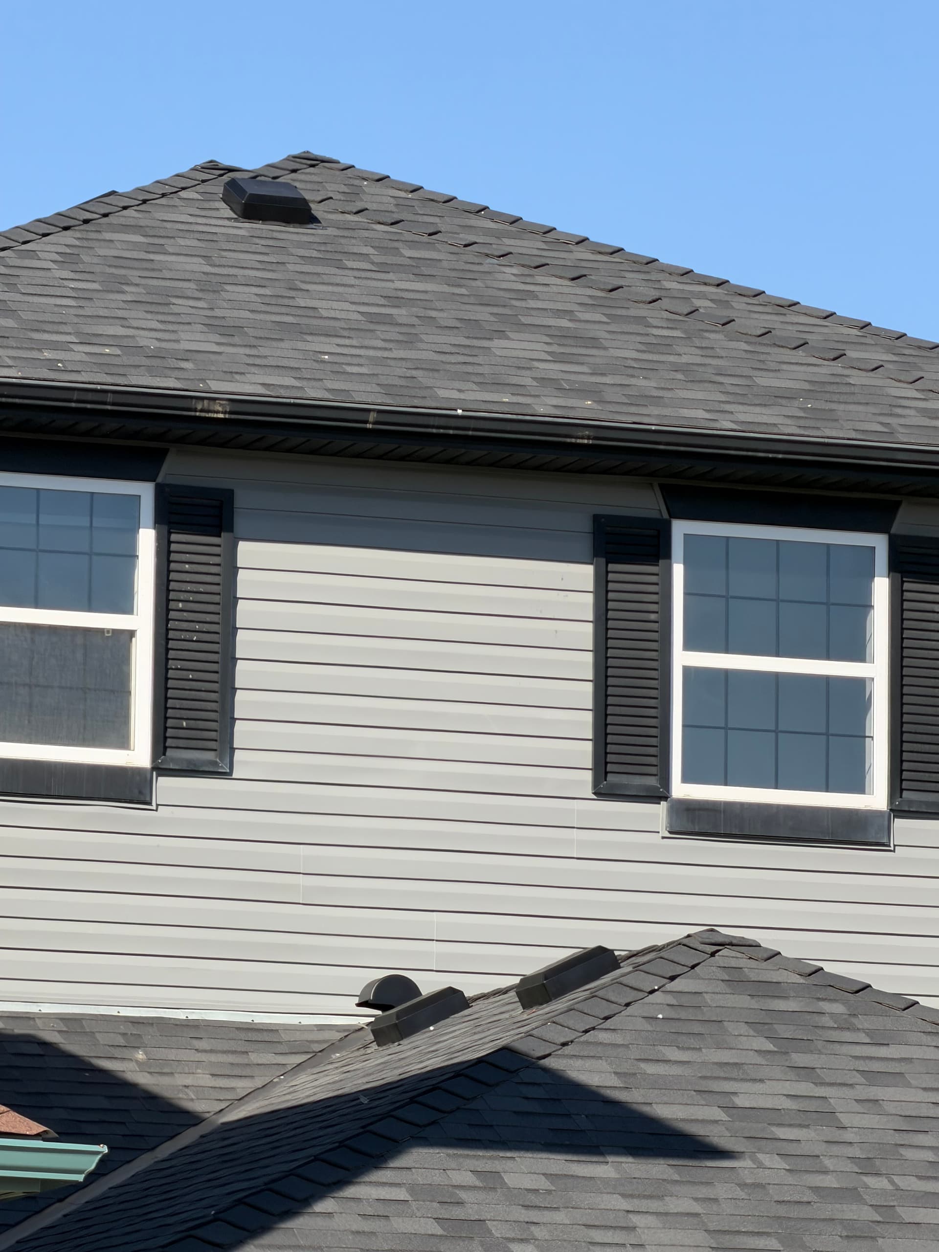 After: after siding near country hills park nw