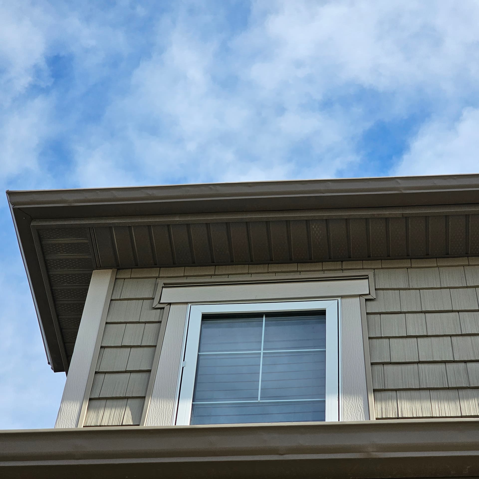 Before: before hardie siding near evanscrest park nw