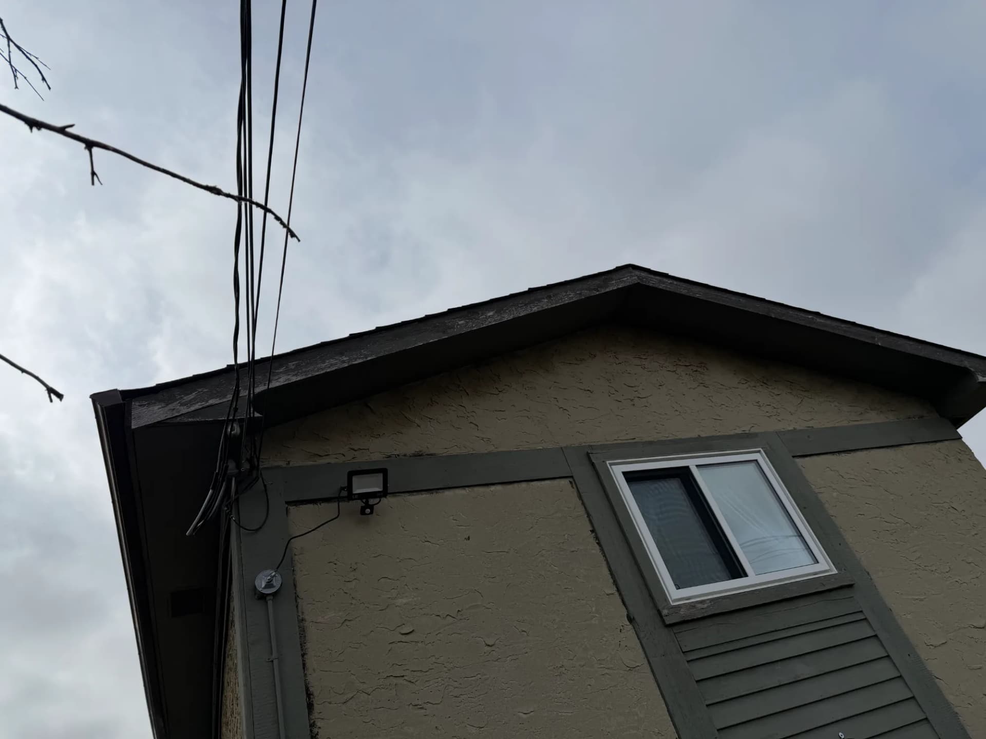 Before: before gutters near ave nw