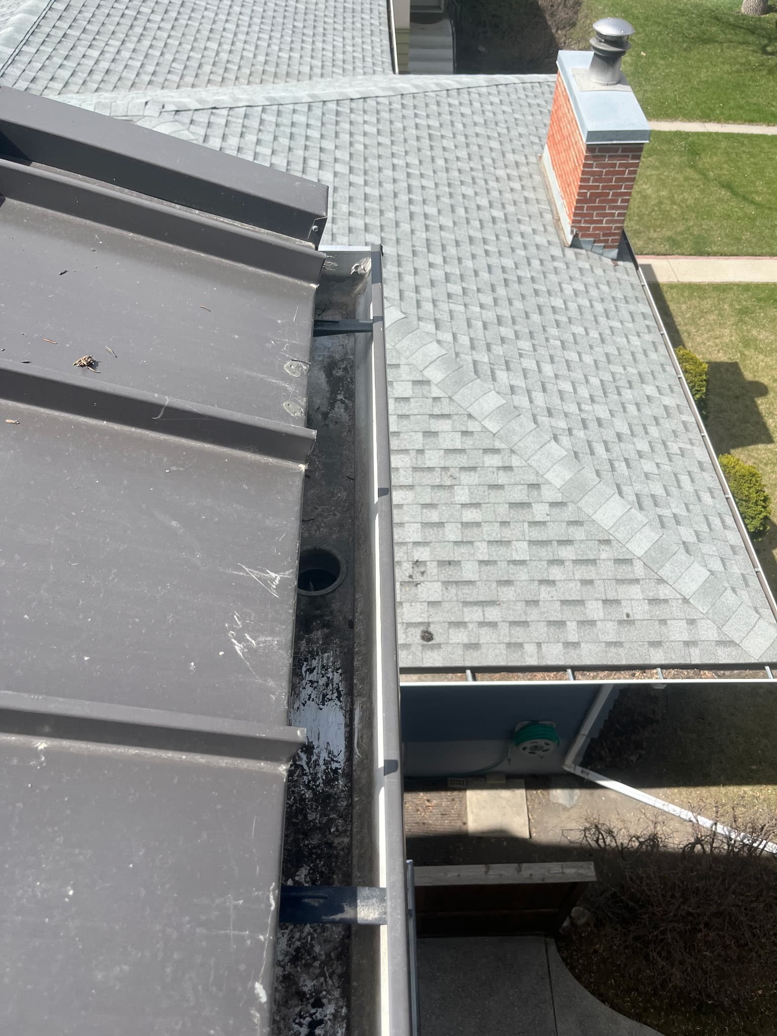 After: after gutters near ave sw